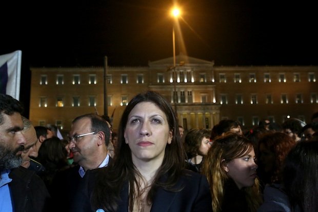 Greek Parliament; motion of censure; politics; protest; Syntagma; Syntagma Square; SYRIZA; Zoi Konstantopoulou; Βουλή; Ζωή Κωνσταντοπούλου; Κοινοβούλιο; Πρόταση Μομφής; ΣΥΡΙΖΑ; διαδήλωση; διαδηλωτές; διαδηλωτής; διαμαρτυρία; συγκέντρωση