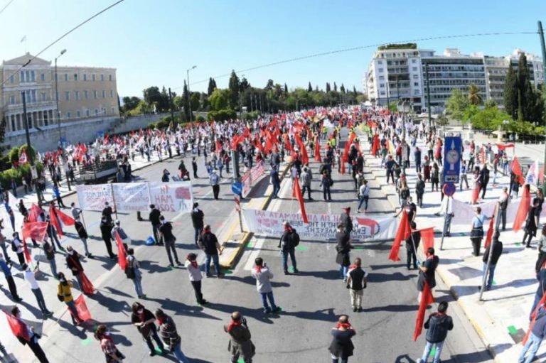 Προλετάριοι όλων των χωρών στοιχηθείτε