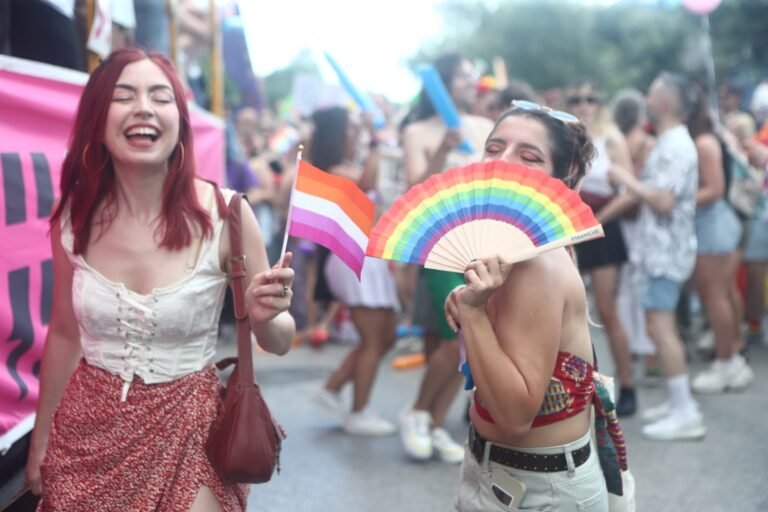 Οι γενιές της κρυμμένης δυστυχίας